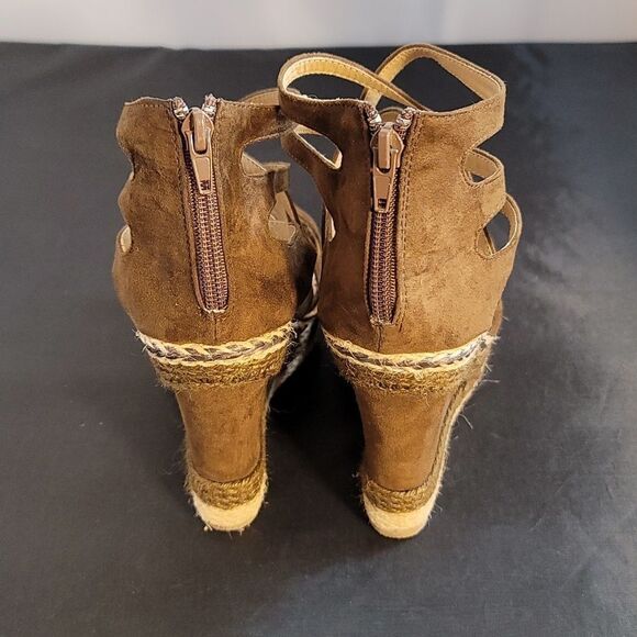 DESINE BY JACOBIES WEDGE MULTI-STRAPS OPEN TOE WOMEN"S SANDAL - Picture 6 of 12